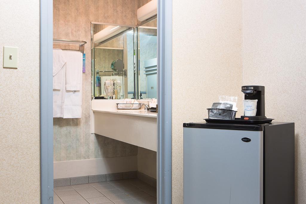 Travelodge Hotel At Lax Los Angeles Eksteriør billede