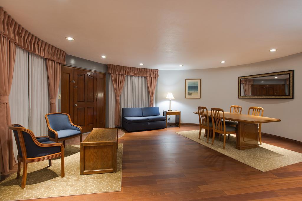 Travelodge Hotel At Lax Los Angeles Eksteriør billede