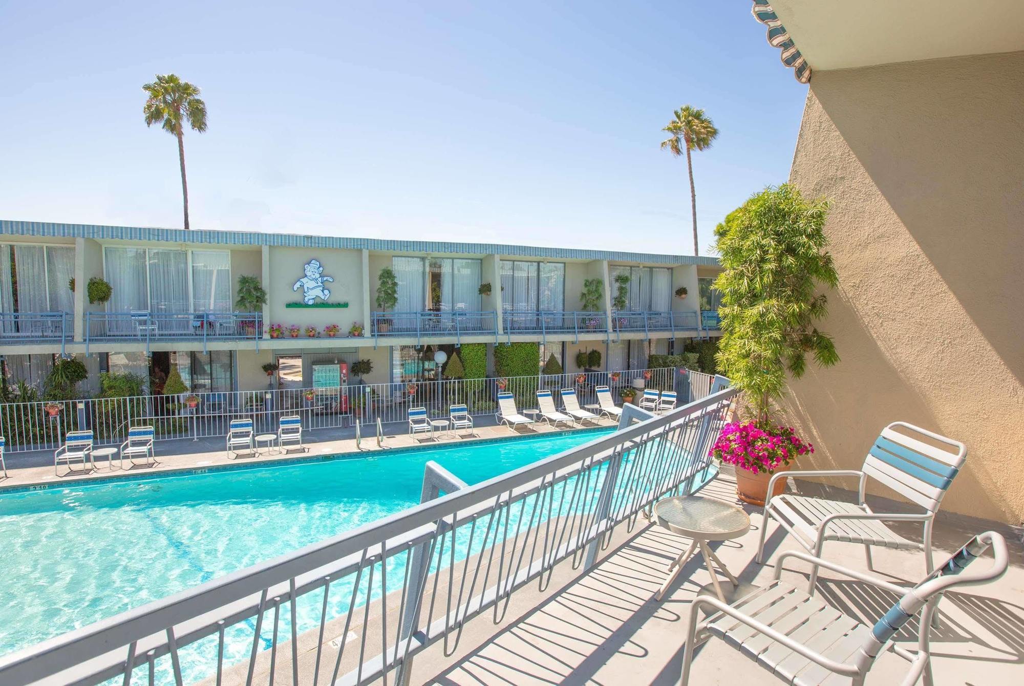 Travelodge Hotel At Lax Los Angeles Eksteriør billede
