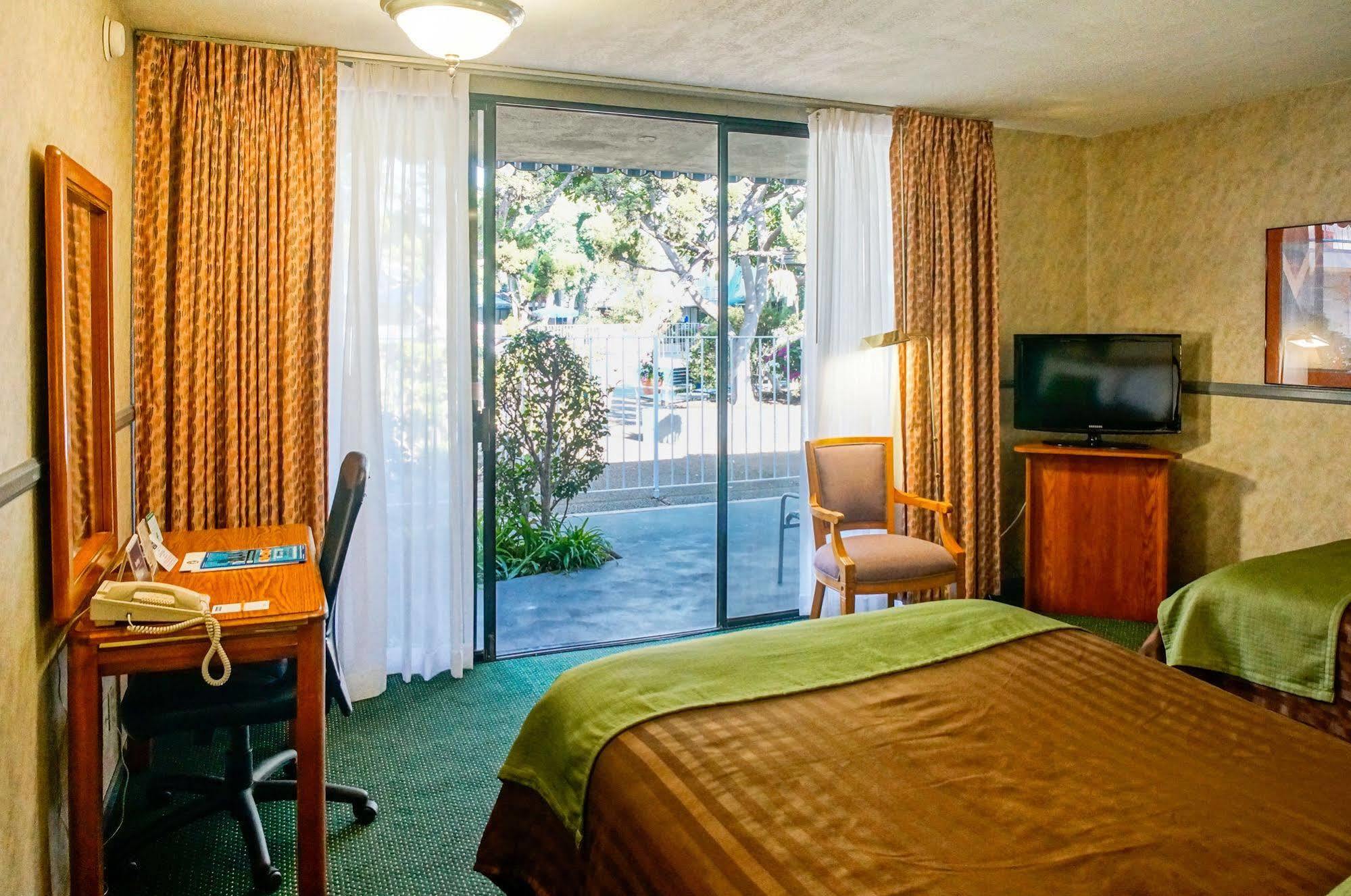 Travelodge Hotel At Lax Los Angeles Eksteriør billede